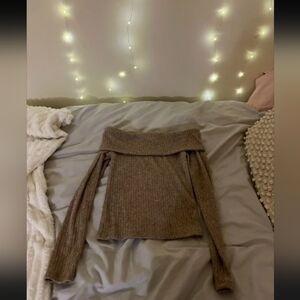 Stradivarius Off-Shoulder Sweater - Tan